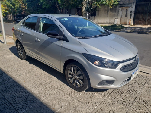 Imagen 3 de 15 de Chevrolet Onix 2021 1.4 Black Edition 1.4