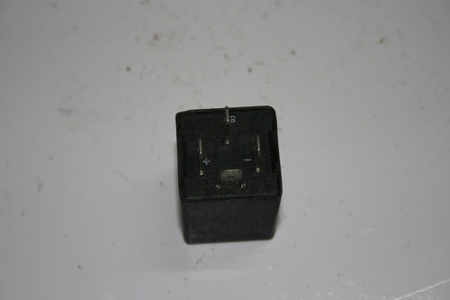 Imagem 3 de 3 de Relê Nivel De Água Ford Caminhões 1987 Até 1994 Kombi 87/90