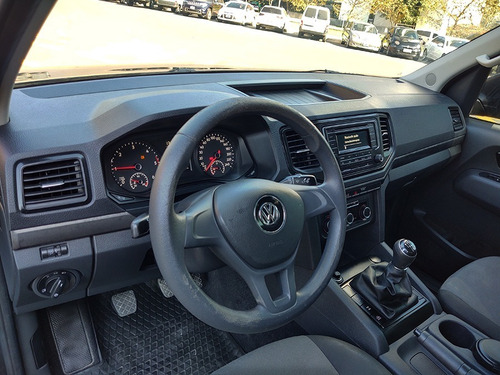 Imagen 12 de 24 de Vw Volkswagen Amarok 2017 Trendline 4x2 Abasto Motors