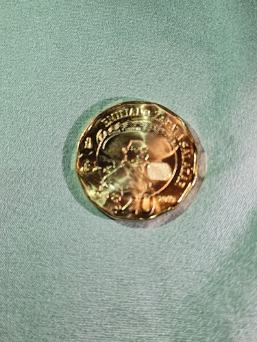 Desde La Numismática... Traemos A La Venta El Par De Monedas