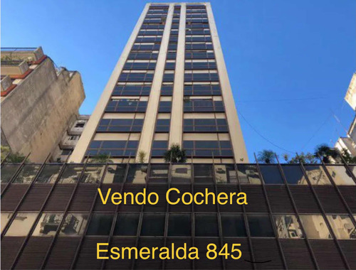 Cochera Grande - Esmeralda 845