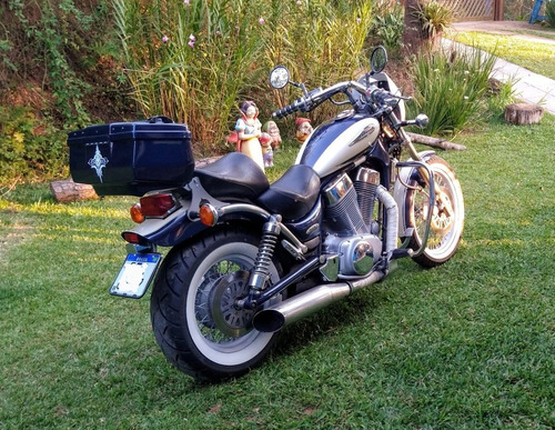 Suzuki Intruder 1400