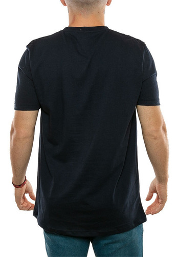 Imagen 3 de 3 de Remera Break Fidji Fluid Tienda Oficial