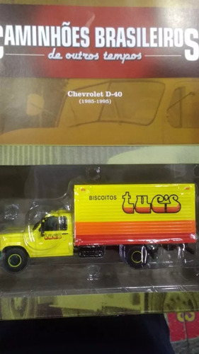 Miniatura Caminhôes De Out T Chevrolet D-40 Biscoitos Tuc's