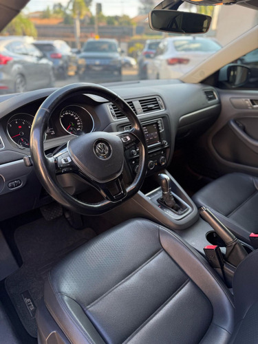 Volkswagen Jetta 1.4 4P 250 TSI TURBO CONFORTLINE AUTOMÁTICO