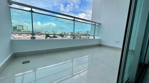 Apartamento En Alquiler En Bella Vista De 3 Habitaciones