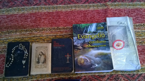 Lote 5 Libros Religiosos Devocionario Misa Dominical Y ...