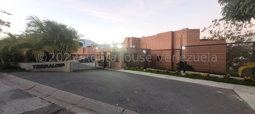 Venta Bello Y Lujoso Apartamento Con Pozo. Mv2519438