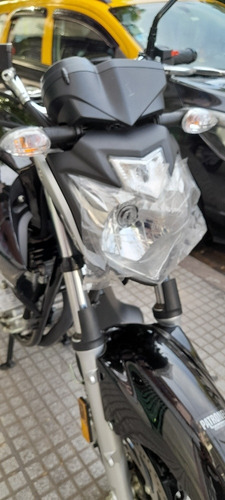 Imagen 5 de 10 de Yamaha Fazer Ys 250