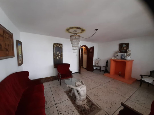 Imagen 10 de 14 de Altacasa Vende Hermosa Casa De Dos Plantas En La Urb. Prebo