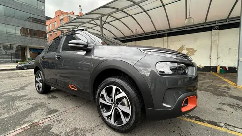 Citroën C4 Cactus 1.6 Shine Turbo Aut