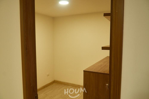 Imagen 5 de 10 de Apartamento En Aloha Norte, Castilla. 3 Habitaciones, 65 M²