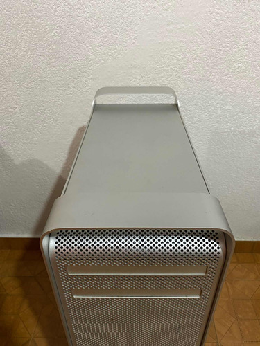 Apple Mac Pro 5.1 (mid 2010) 16gb Ram Ssd Hdd 1gb Video Xeon (Usado)