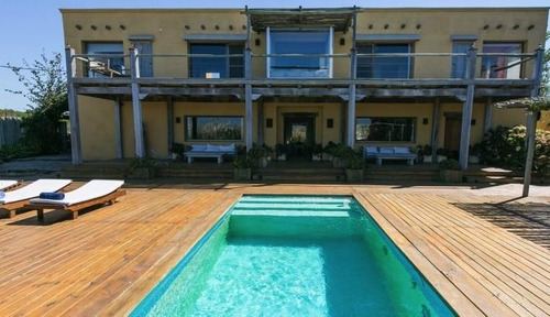 Casa En Alquiler Por Temporada De 4 Dormitorios En Punta Piedras (ref: Bpv-7029)