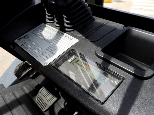 Autoelevador Toyota Fdzn25 - 2,5 Tn - Diesel - 0hs. Fsv4700