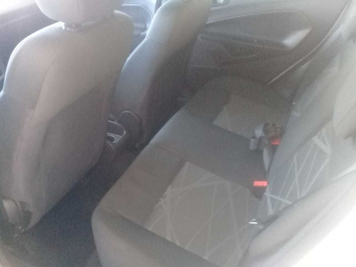 Ford Fiesta Kinetic Design 1.6 S 120cv 2015