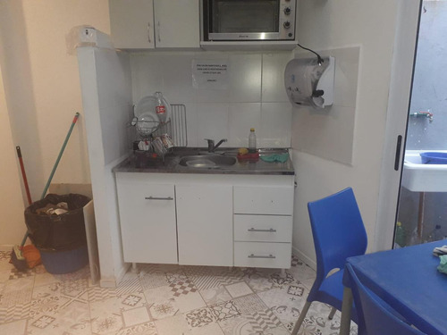 Imagen 9 de 13 de Oficina/casa - Parque Patricios - Venta - 340m2 - 200 M2 Cubiertos