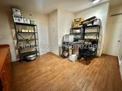 Se Alquila Casa Comercial La Trinidad #25-15168 K.f