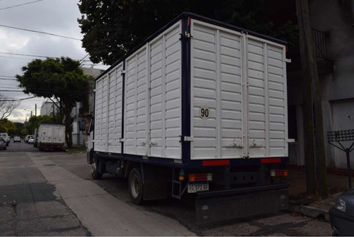 Mercedes Benz Accelo 815