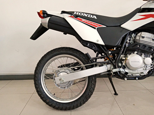 Imagen 11 de 15 de Honda Xr 250 Tornado 2023 0km Entrega Inmediata Planet Honda