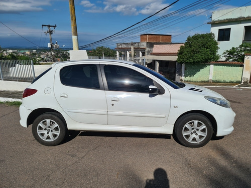 Peugeot 207 2013 1.4 Xr Flex 5p