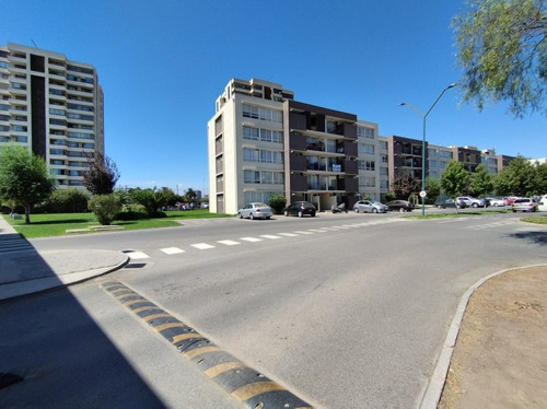 Depto. En 2do Piso 3d, 2b, 1e- Frente A Mall Arauco Maipu.