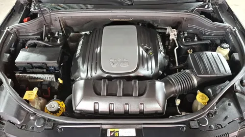 Jeep Grand Cherokee 5.7 LIMITED LUJO HEMI V8 MDS