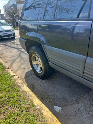 Jeep Grand Cherokee 4.0 Laredo