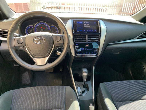 Imagem 7 de 10 de Toyota Yaris Ha Pls15cnt