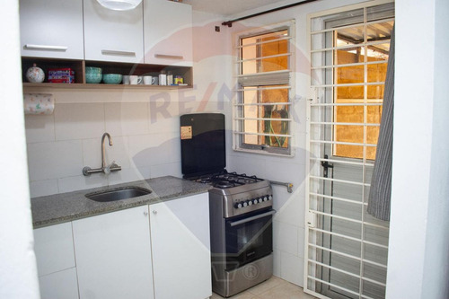 Venta De Casa Tipo Duplex 2 Dormitorios En Pando