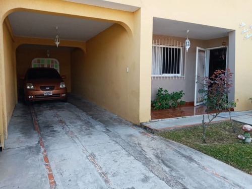 Imagen 13 de 14 de Casa Dos Niv Vía Lagunetica Res Las Guamas Los Teques 307m2