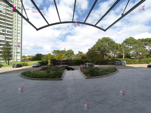 Apartamento En Alquiler Anual Zona De Roosevelt- Ref: 9813