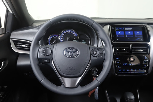 Imagen 13 de 25 de Toyota Yaris 1.5 Xls Pack Cvt 5p 2022 0km