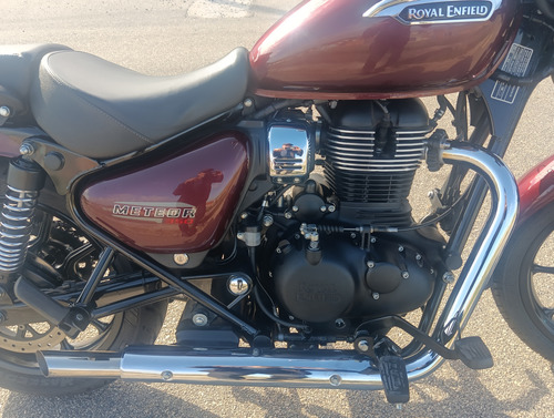 Royal Enfield Meteor 350 Impecável