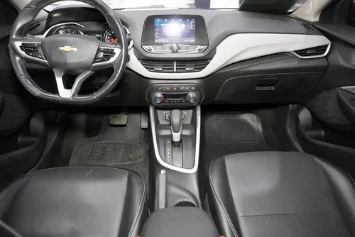 Chevrolet Onix 1.0T Premier Sedan At