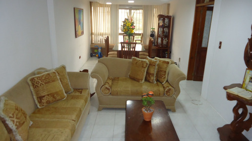 Imagen 2 de 9 de Apartamento En Venta Marapamarina 0412 6126812