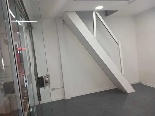 Local 2-20 Bulevar Niza 2 Piso 26mts Con Mezzanine