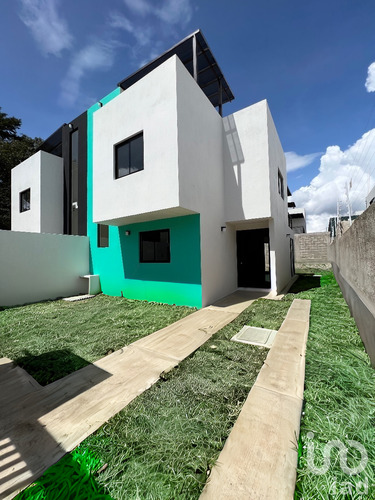 Venta Casa 3 Ambientes Lomas De Huitepec