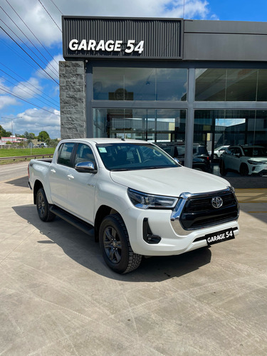 Toyota Hilux Srv