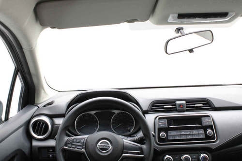 Imagen 13 de 15 de Nissan Versa 2020 4p Sense L4/1.6 Aut