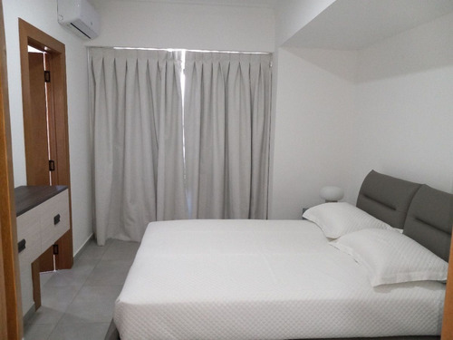 Apartamentos De 1 Habitación Totalmente Amueblado En Alquiler En El Vergel