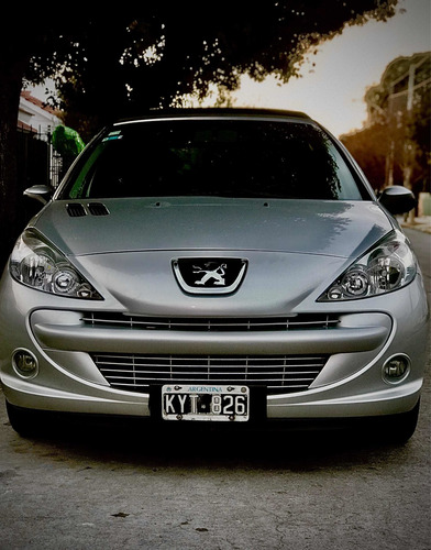 Peugeot 207 2012 1.4 Quiksilver 75cv