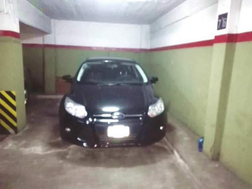 Congreso, Cochera,zona Residencial,comercial