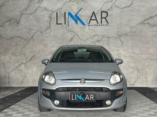 Fiat Punto 1.4 Attractive Italia 8v Flex 4p Manual
