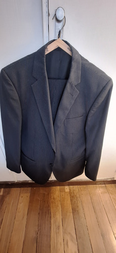 Traje De Hombre Armani Talle 34 (Usado)