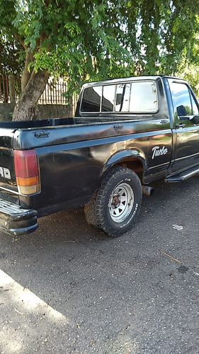 Ford F-1000 Pikap