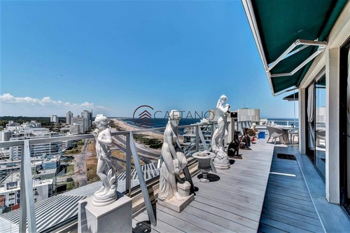 Penthouse En Playa Brava-ref:2397