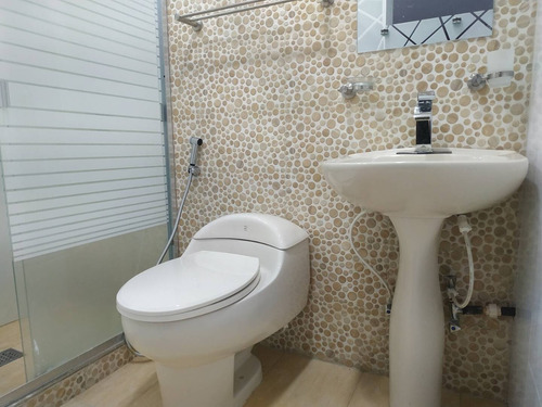 Imagen 12 de 23 de Casa En Venta La Trigaleña Valencia Calle Cerrada Doble Porton Electrico G12m1117
