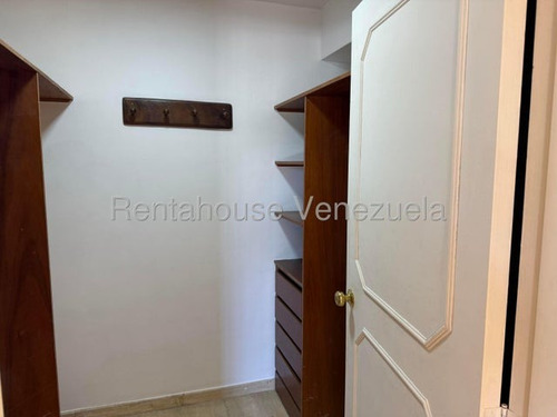 De Oportunidad - Apartamento En Venta - Prados Del Este - Mls #25-18966
