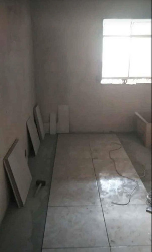 Imagem 7 de 15 de Vendo Casa, Térreo E Primeiro Andar.